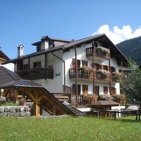 Albergo Ombrettola Falcade Exterior foto