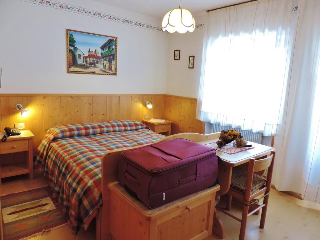 Albergo Ombrettola Falcade Cameră foto