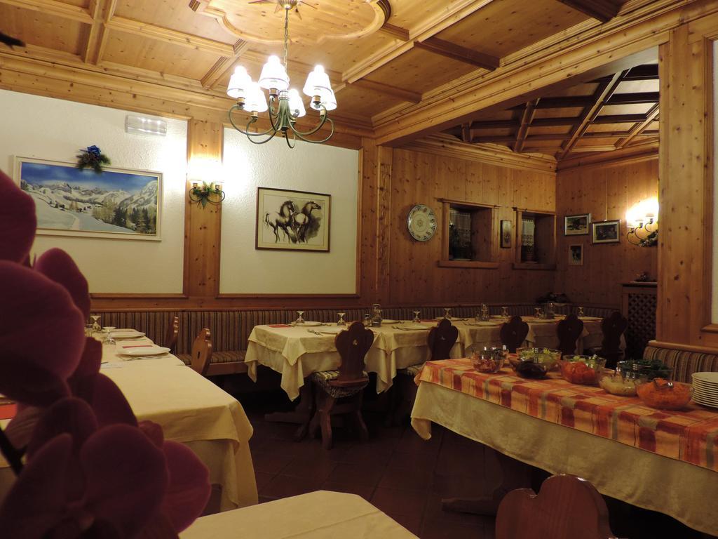 Albergo Ombrettola Falcade Exterior foto