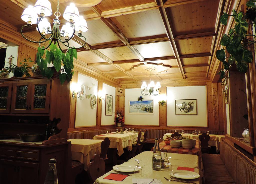Albergo Ombrettola Falcade Exterior foto